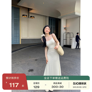 法式 王少女 2024新款 连衣裙 店杏色碎花吊带裙春夏季 收腰甜美无袖