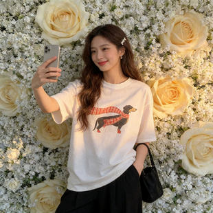 卡通白色上衣2026新款夏季韩版红围巾狗印花潮大版宽松t恤女短袖