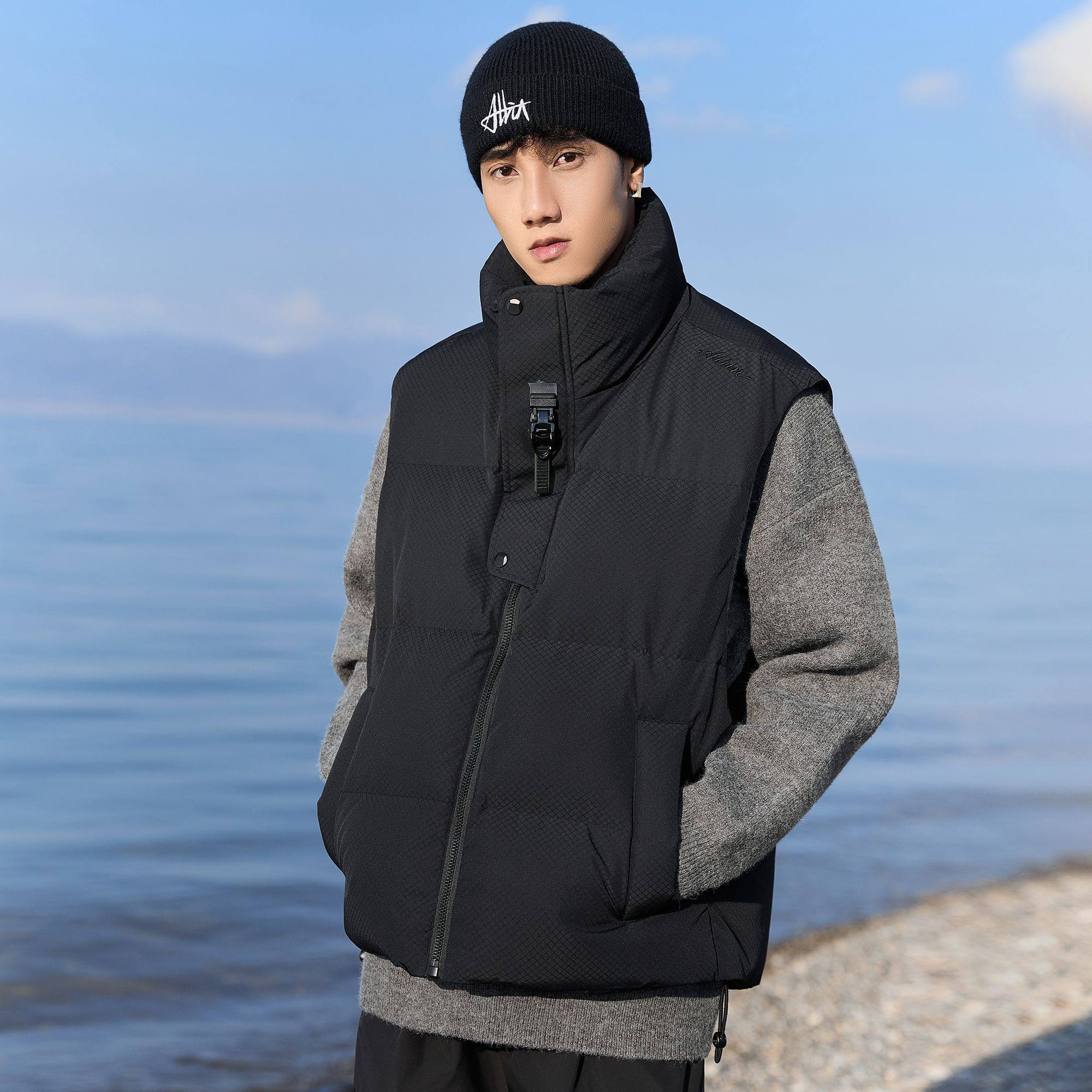 秋冬款黑色户外保暖立领羽绒马甲男女白鸭绒外穿情侣背心,运动服/休闲服装,羽绒马甲,淘宝优惠券,粉丝福利购,淘宝优惠卷