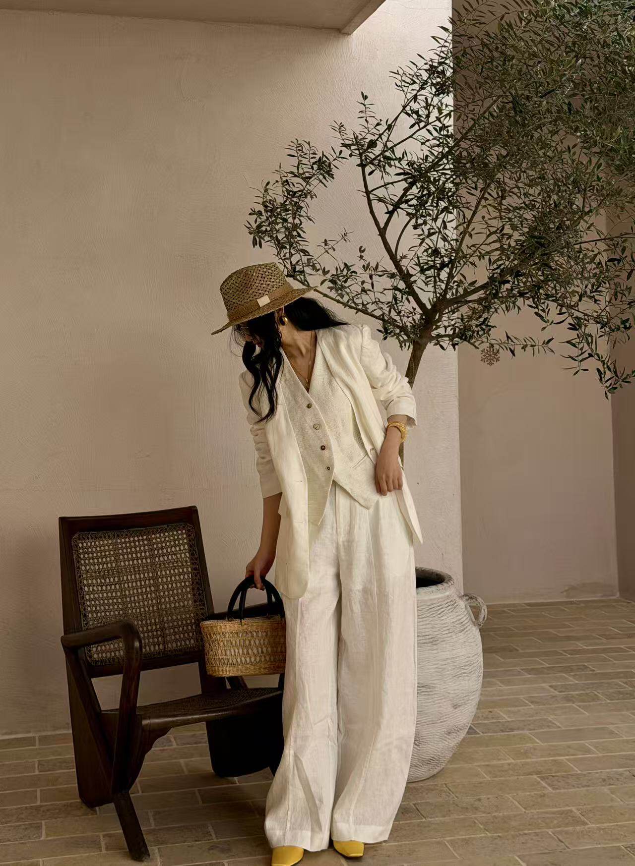 欧洲站2026春季新款V+.com时尚V领西装外套马甲背心阔腿裤三件套