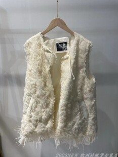 南油欧货2024冬季新款小香风蕾丝亮片羽绒服马甲网纱拼接外套上衣