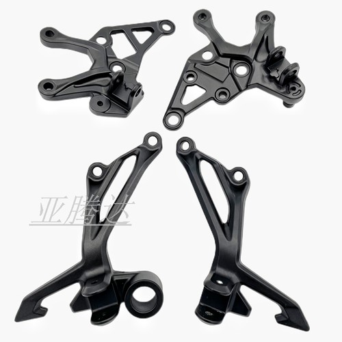 适用川崎Z900前脚踏支架脚蹬架总成配件 后脚踏支架 17-23年通用