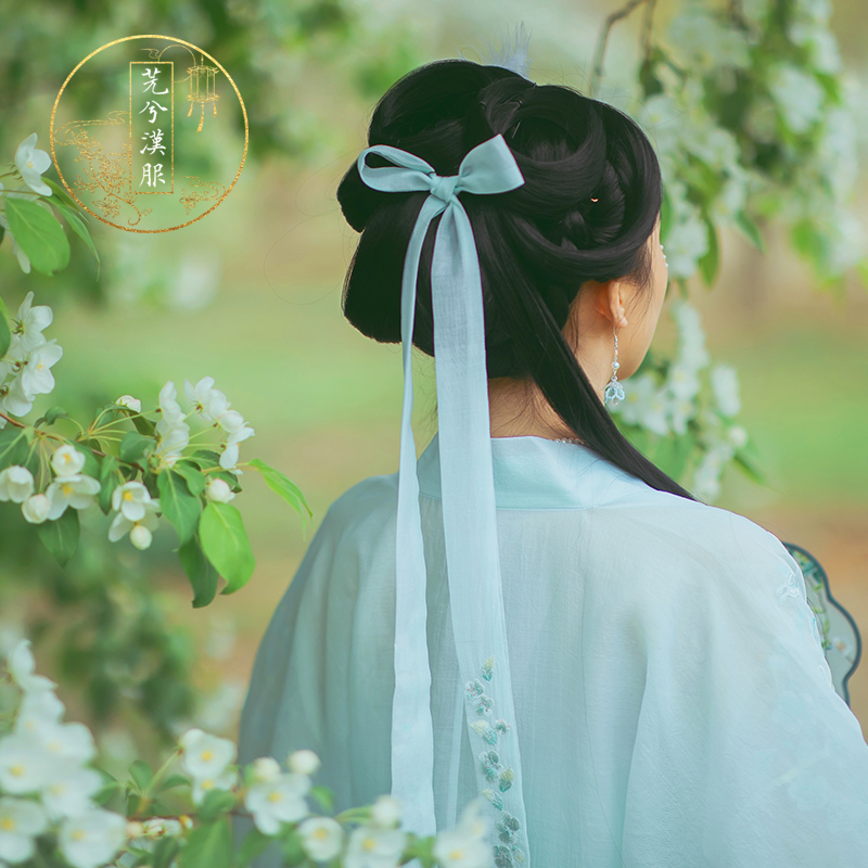 蓝色绣花古风夏季飘逸汉服配饰