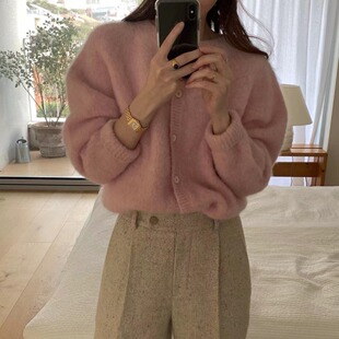 羊驼毛粉红毛衫 miu系温柔粉Lerobe美娜慵懒软糯系扣针织上衣