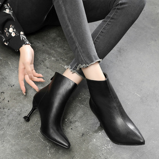 鞋 工鞋 工装 女秋冬季 尖头短靴 黑色脚宽胖大小码 细跟职业高跟工作鞋