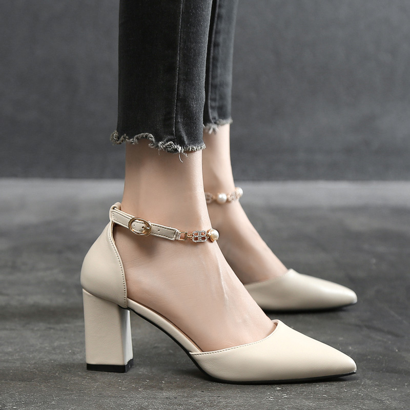 包头软皮高跟凉鞋粗跟有大小码