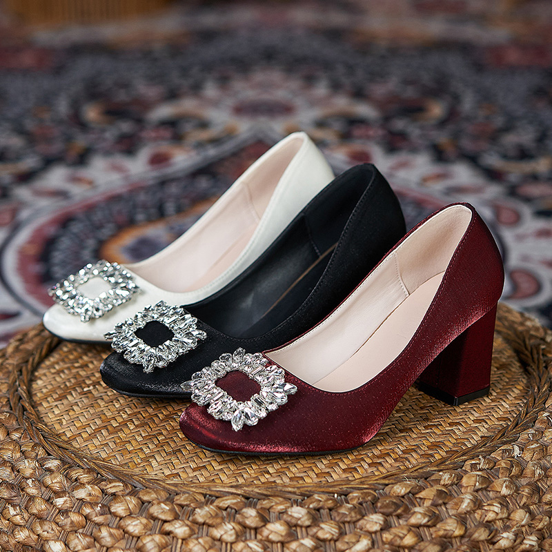 大码脚宽妈妈婚宴鞋子喜婆婆粗跟