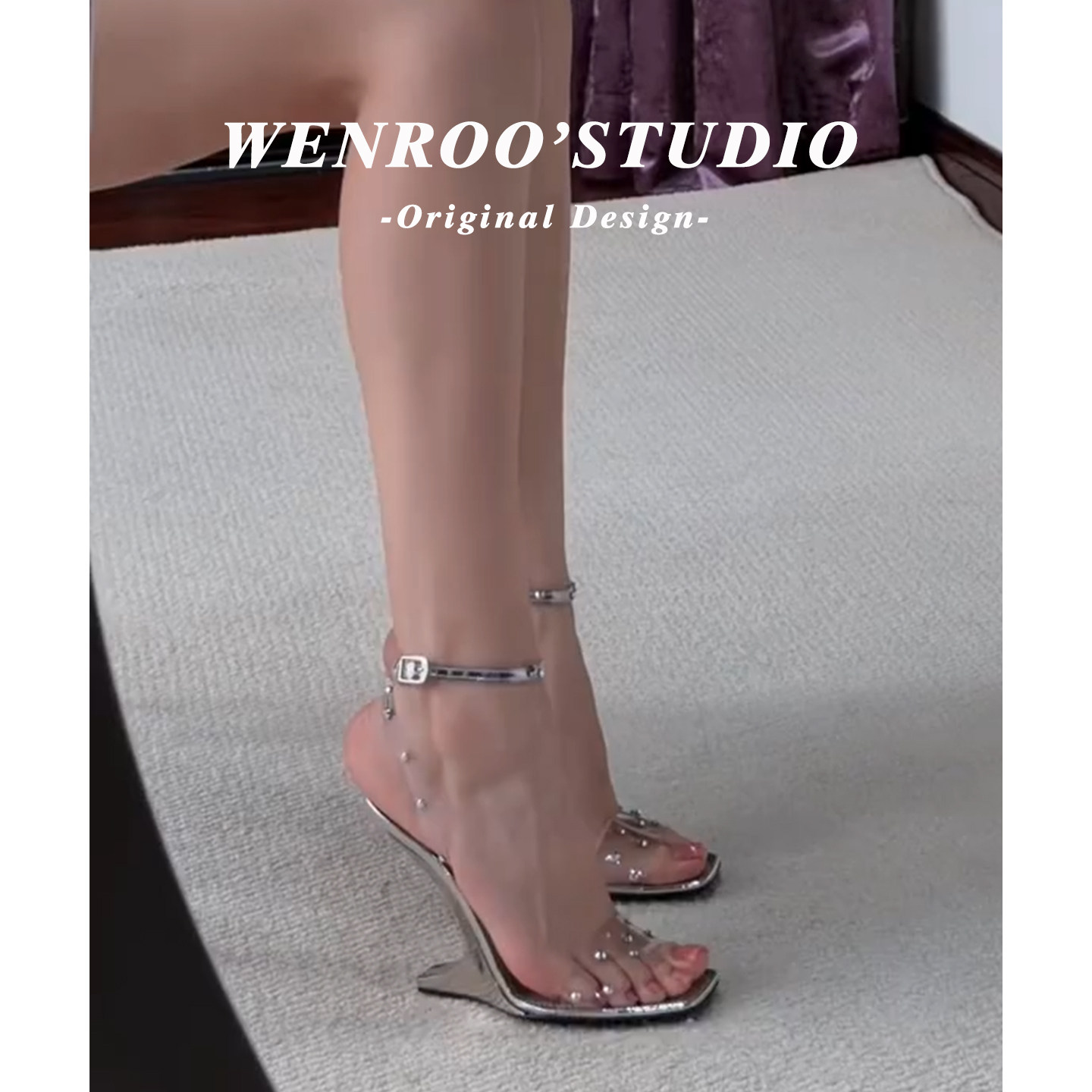 银色透明水钻扣带异型坡跟凉鞋女夏2026新款绝美露趾不累脚高跟鞋