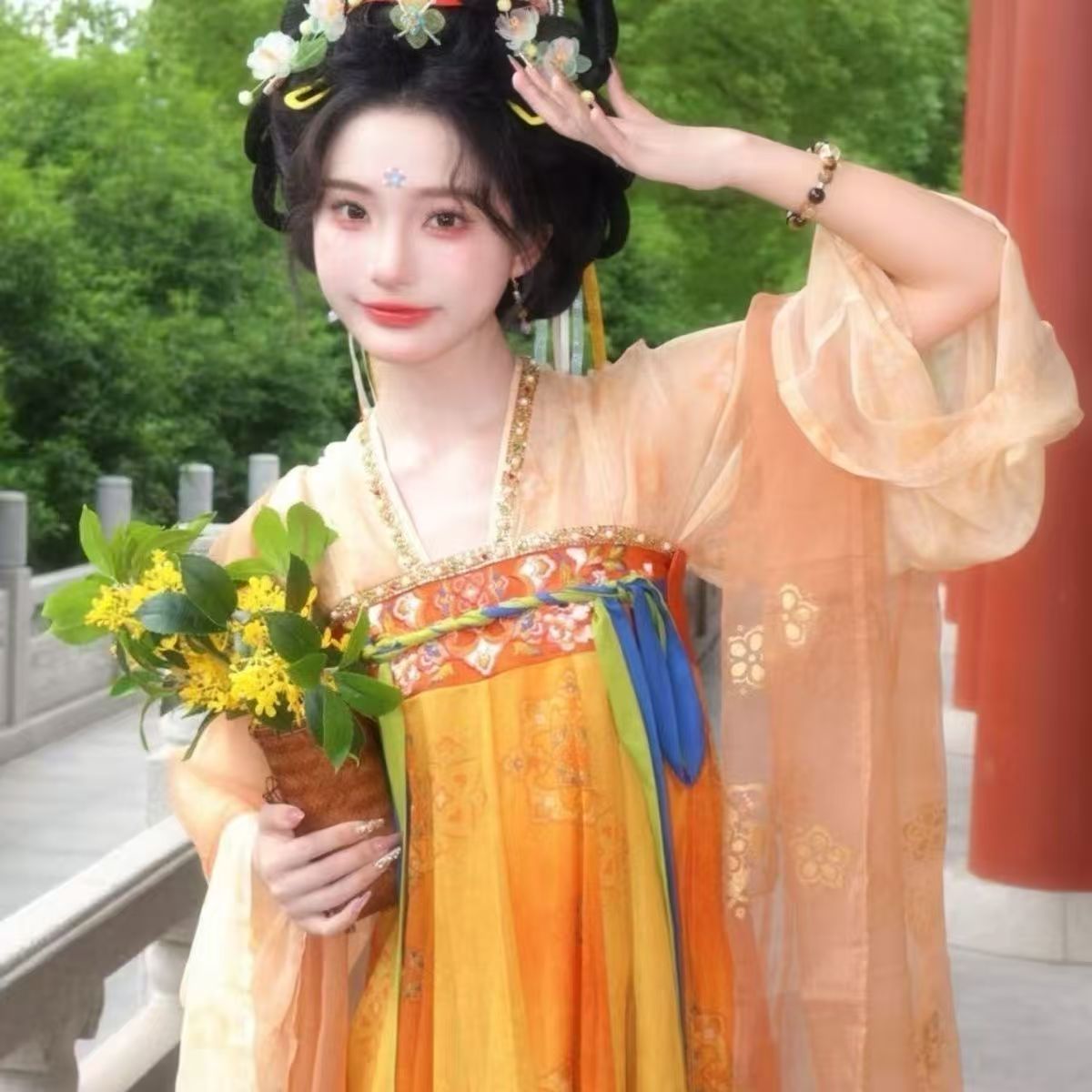 汉服女长安渡唐制刺绣齐胸出租
