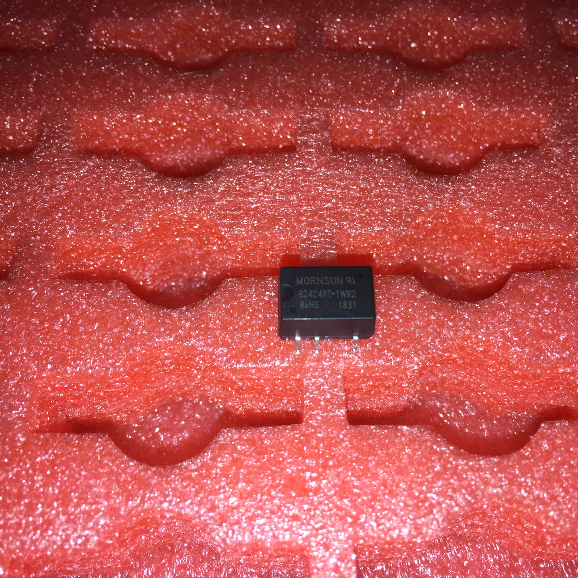 原装24v定压输入隔离直流电源