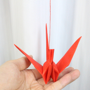 金粉红色千纸鹤成品穿好线的红色穿线千纸鹤婚庆学校活动装饰挂件