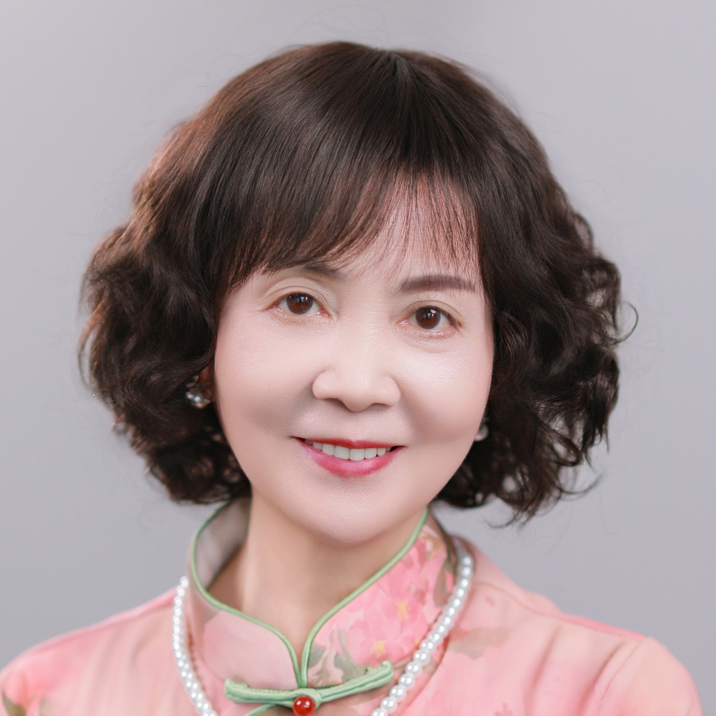 中老年女士妈妈款假发真发全真人发丝时尚减龄短卷发整顶头套透气