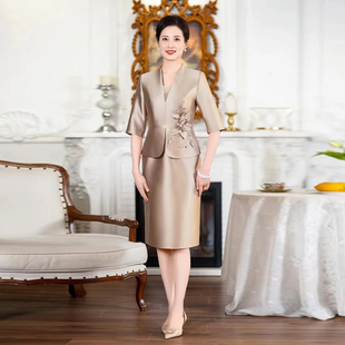 新款喜妈妈高档婚宴礼服旗袍裙显年轻洋气宴会商务宴请连衣裙