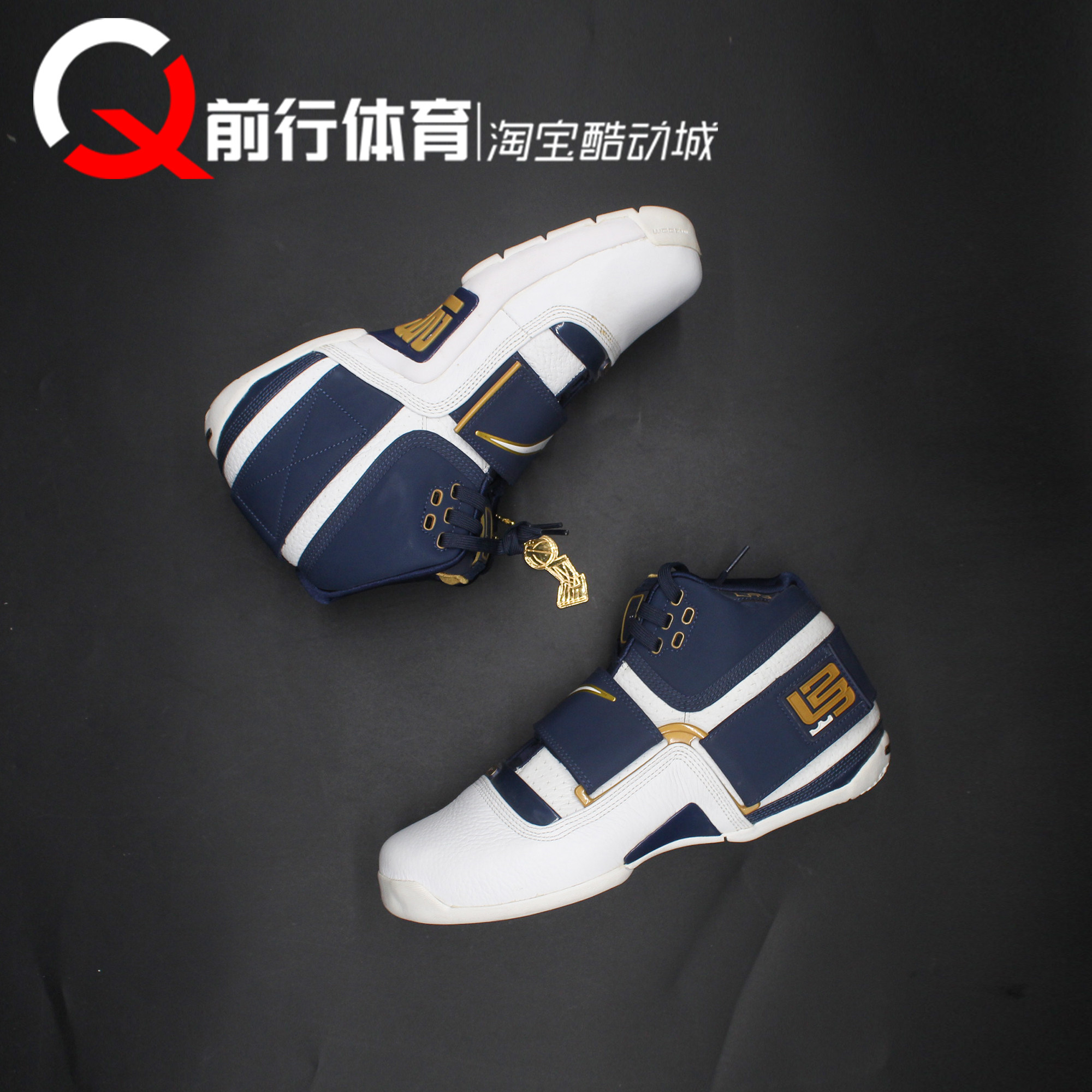 NIKE耐克运动休闲男子篮球鞋