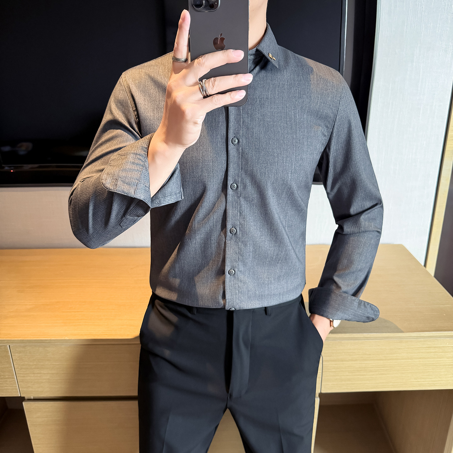 新款 细条纹衬衫通勤修身韩版打底衫衬衣 L码~5XL 灰色CS240-P65