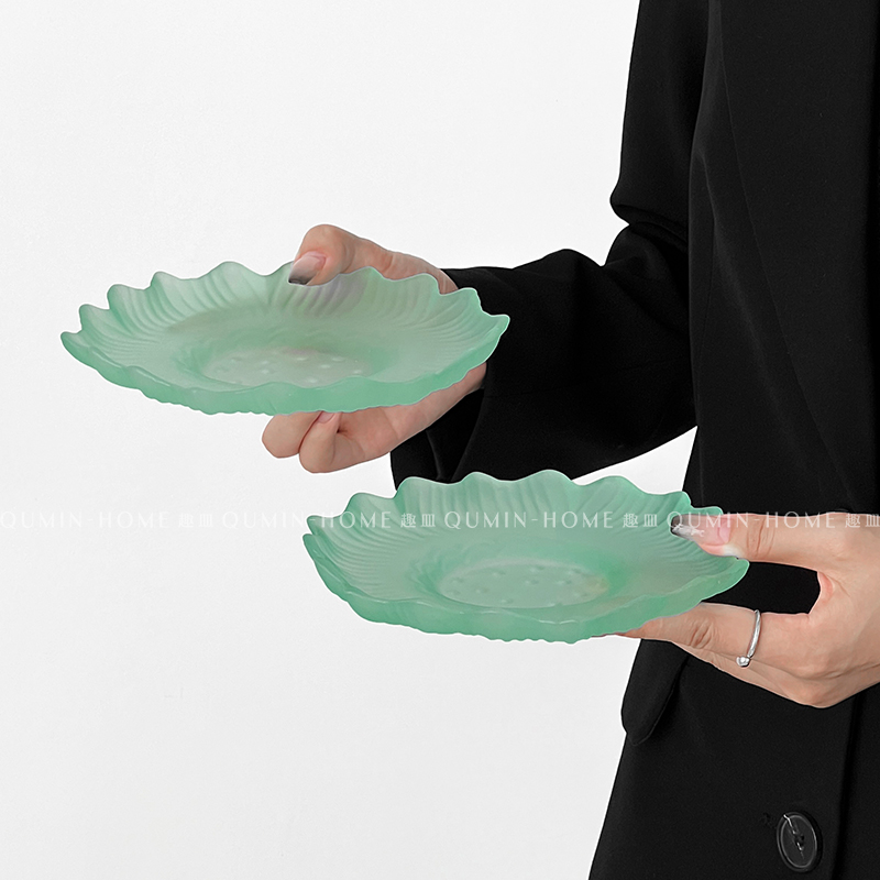 趣皿莲花玻璃盘子家用水果盘简约点心盘精致下午茶干果零食糕点盘