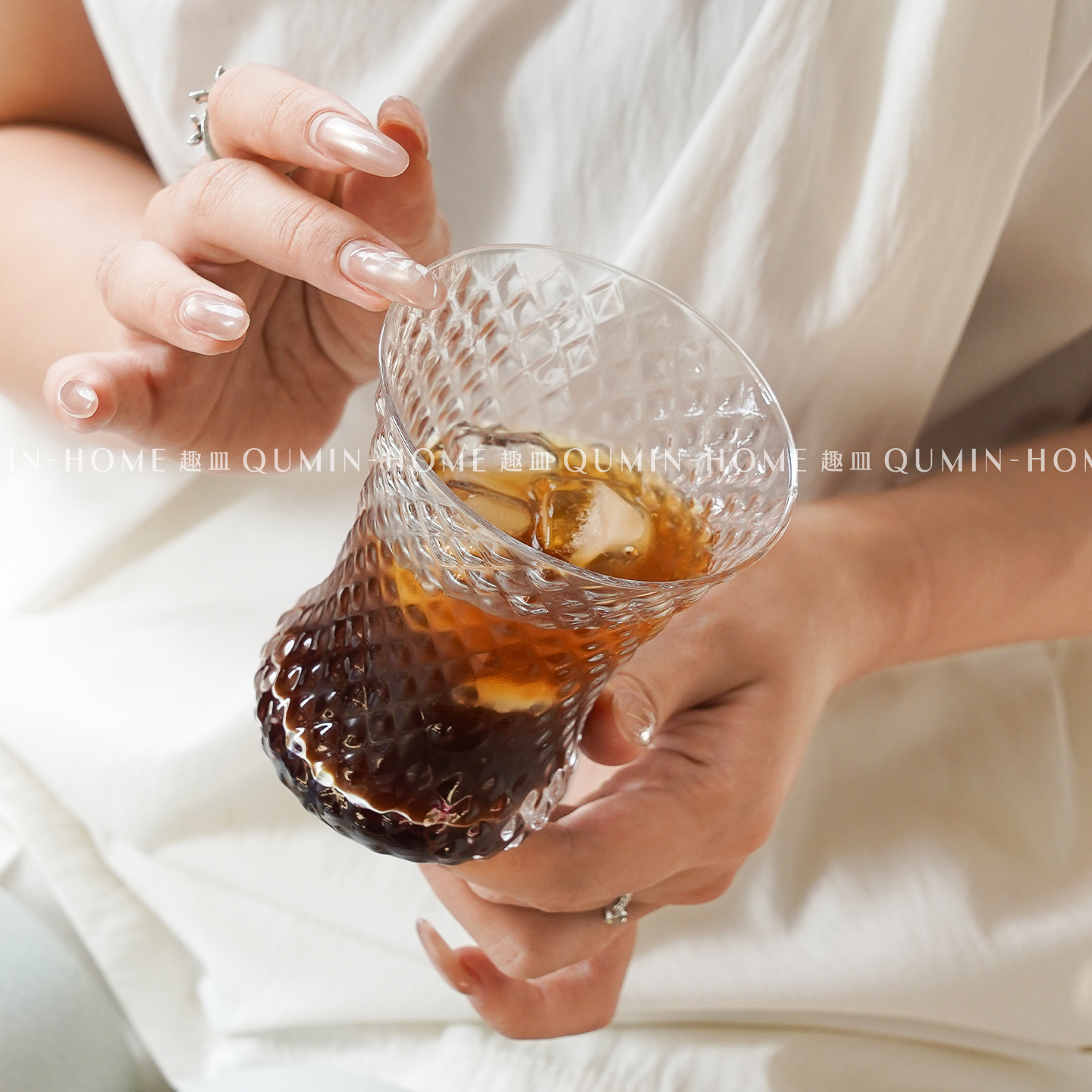 趣皿ins小众透明玻璃杯喝水杯子冰美式拿铁咖啡杯鸡尾酒杯果酒杯