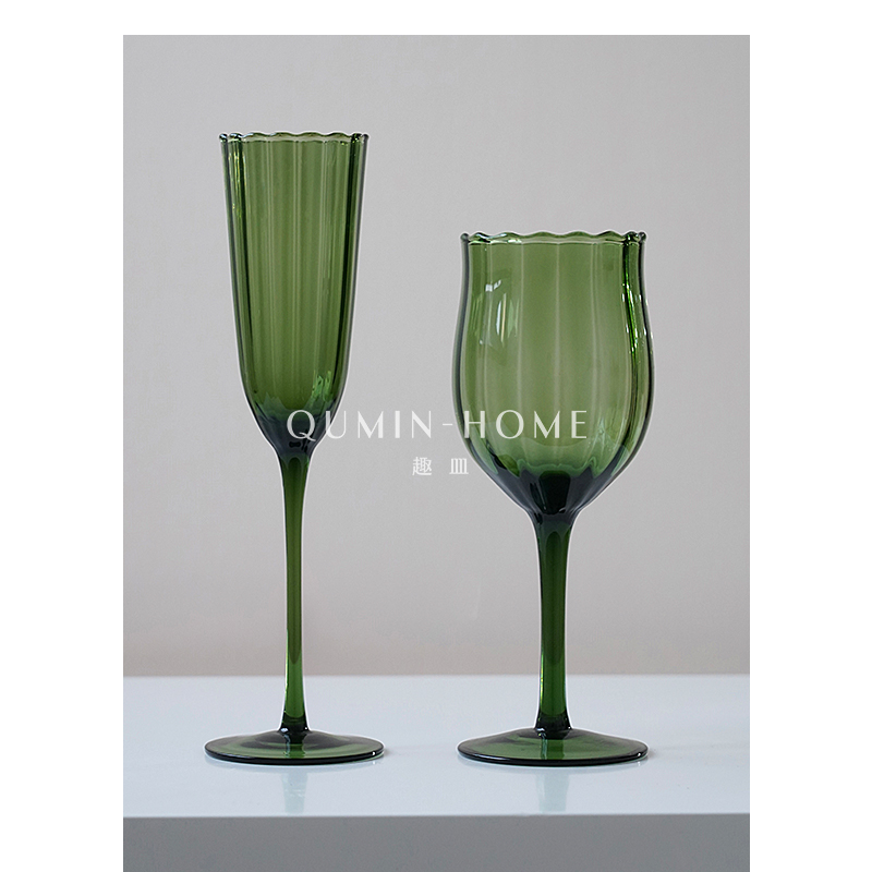 绿色高脚杯中古红酒杯香槟杯