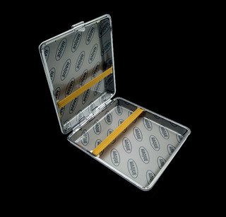 新贴皮20只装金属对开烟盒 防压超薄便携式烟盒 男女通用散装烟盒