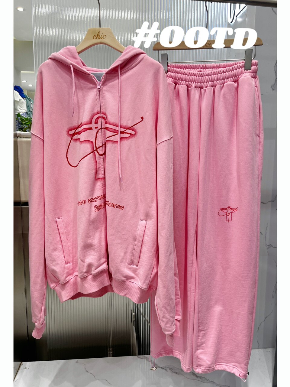 THEGODPARTICLE小众设计粉红色滴胶logo卫衣宽松显瘦女士开衫