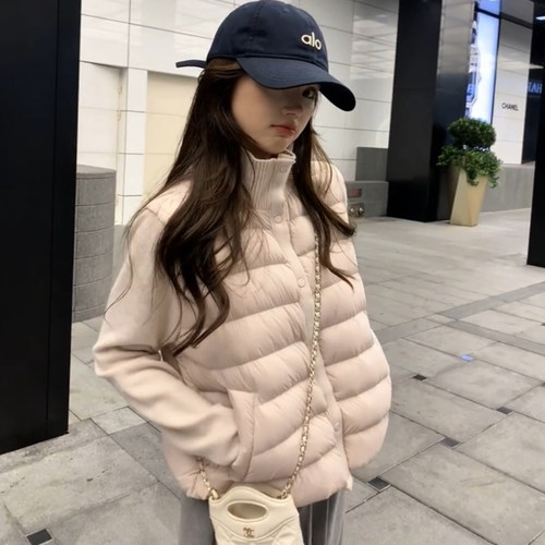 THE LUMI甜美粉色90白鸭绒针织袖拼接羽绒服女2025冬季小个子马甲