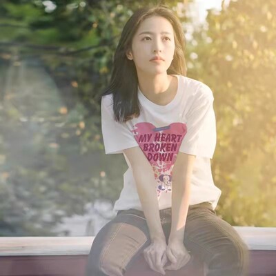 日本欧阳娜娜明星同款短袖t恤女夏季新款欧货白色纯棉宽松上衣服