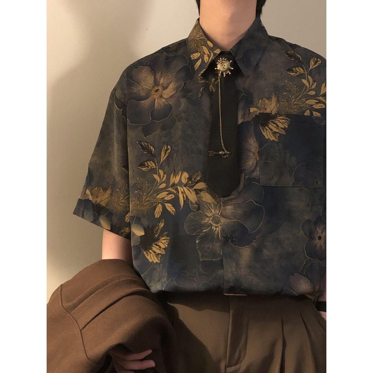 夏季美式潮牌休闲新中式古着感港风印花衬衫领带短袖上衣男