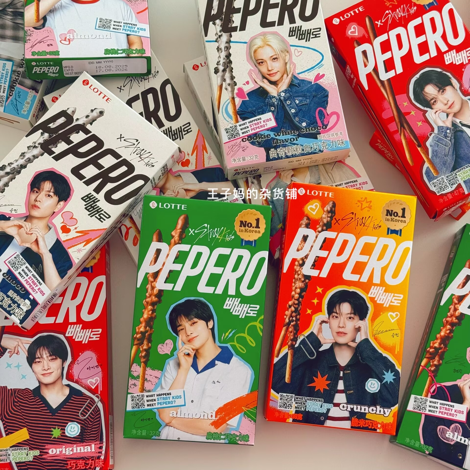 现货韩国进口乐天扁桃仁巧克力饼干棒pocky棒男团牛奶巧克力棒