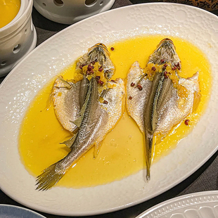 农家乐土菜馆旦形浅盘白瓷鱼盘酒店餐具中式海鲜盘特色盘子蒸鱼盘