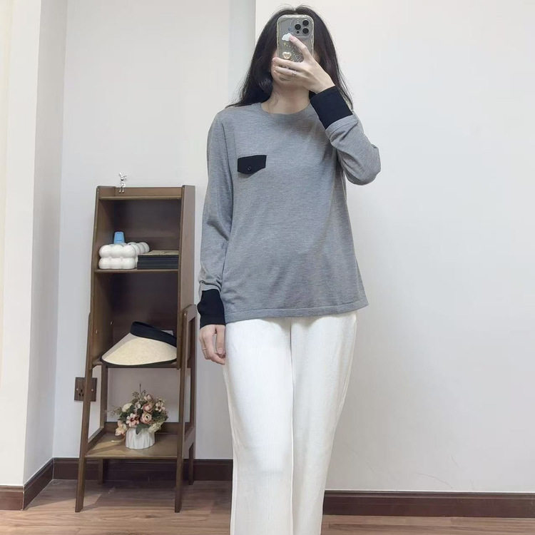 羊毛真丝时尚圆领打底毛针织衫