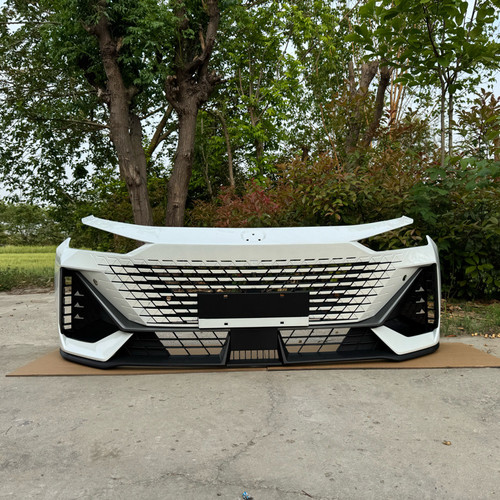 适用于22-23款尊贵卓越运动版长安univ前保险杠总曾前后保险杠总