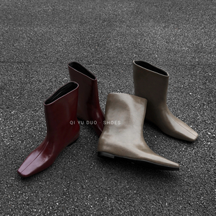 【七与多】牛皮/3cm极简内增高宽筒短靴女气质小方头直筒平底长靴