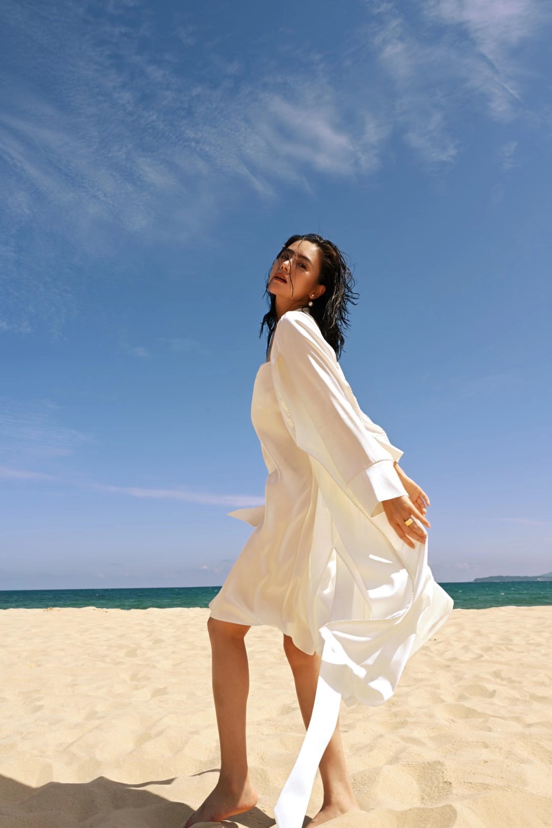 奢华风外穿手工水钻翻领系带浴袍