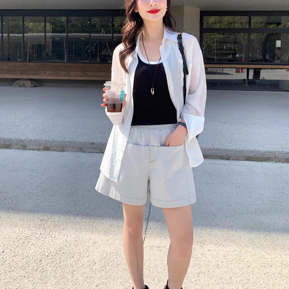 2025夏季韩风牛仔短裤女三分休闲A字宽松大口袋松紧腰白色裤子