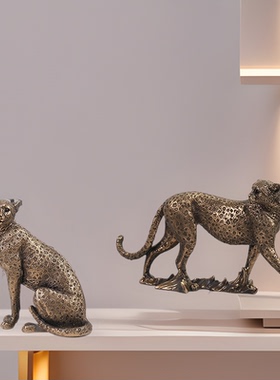 现代简约创意豹子家居摆件