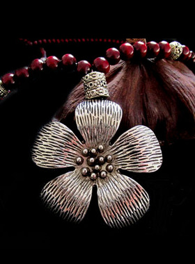 子木。原创苗银大花朵小叶紫檀