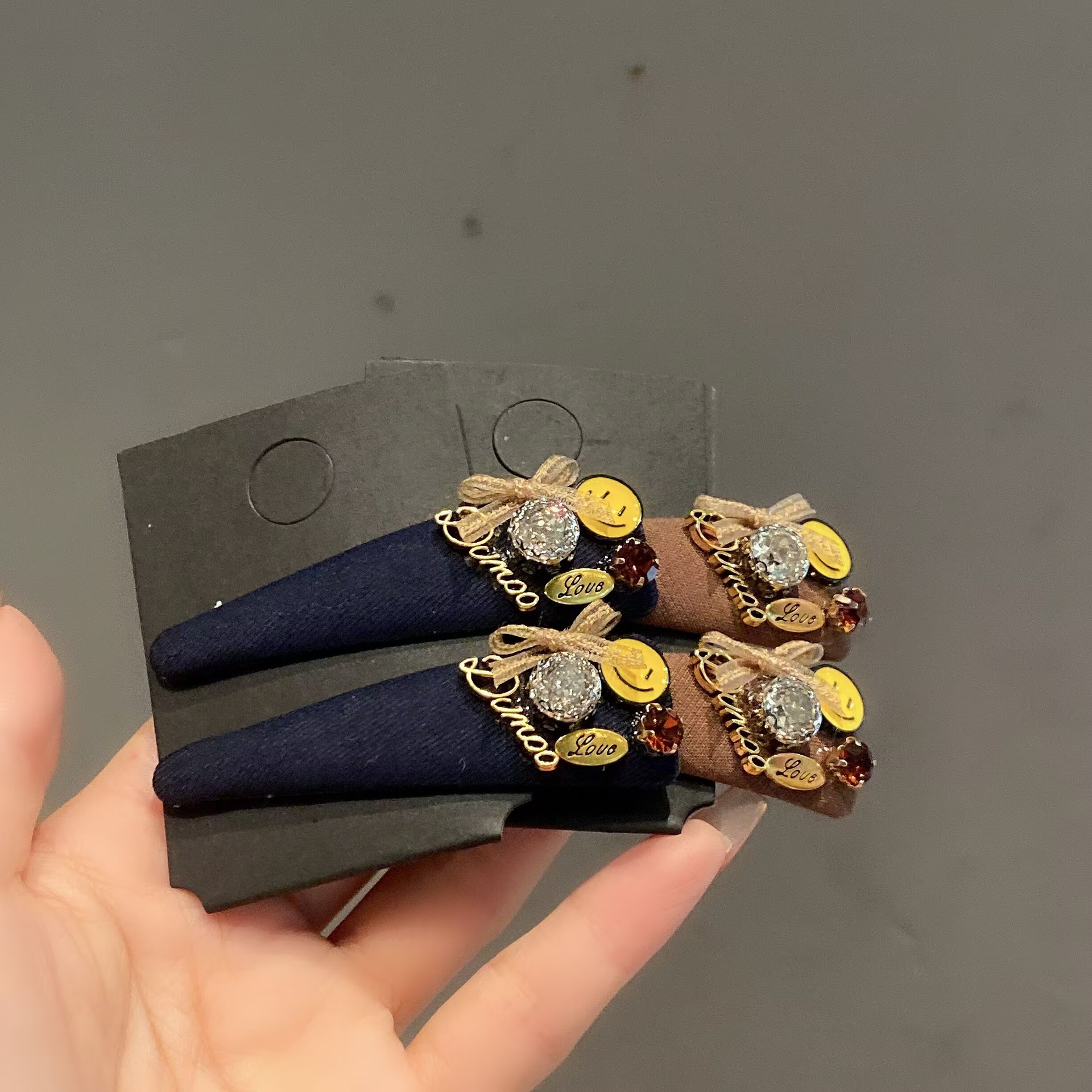 韩国轻奢闪钻笑脸发夹女高级感甜美刘海夹三角BB夹侧边夹发卡头饰