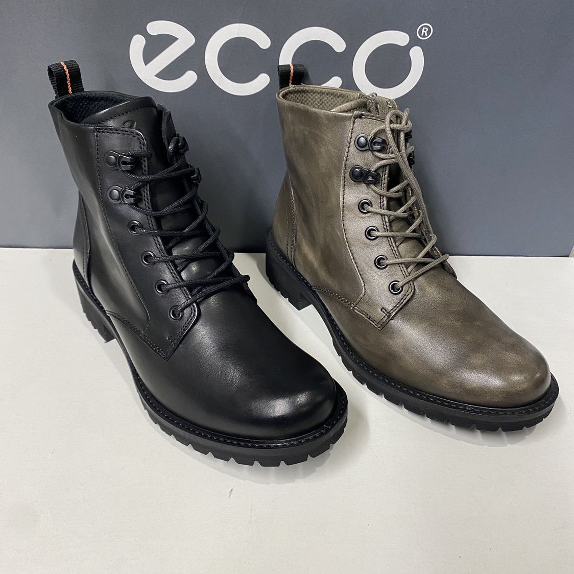 Ecco/爱步女靴英伦风粗跟马丁靴