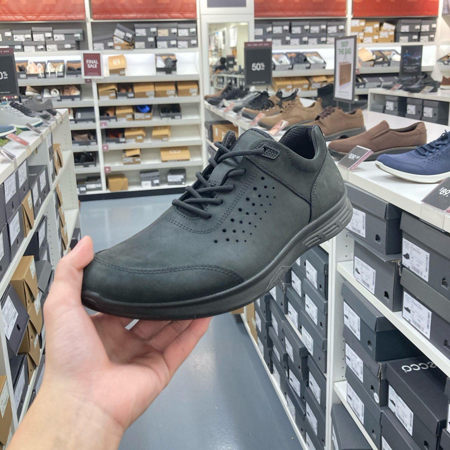 ECCO爱步男鞋25新款轻便透气防滑综训鞋运动休闲鞋870104超越