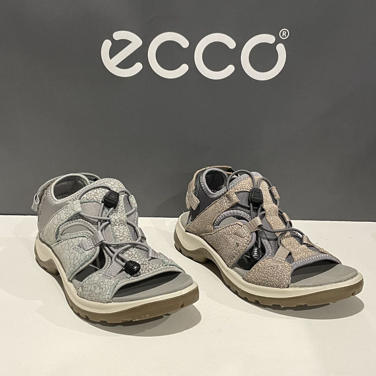 ecco爱步女鞋夏季新款真皮锁扣沙滩鞋旅游鞋凉鞋越野鞋822143