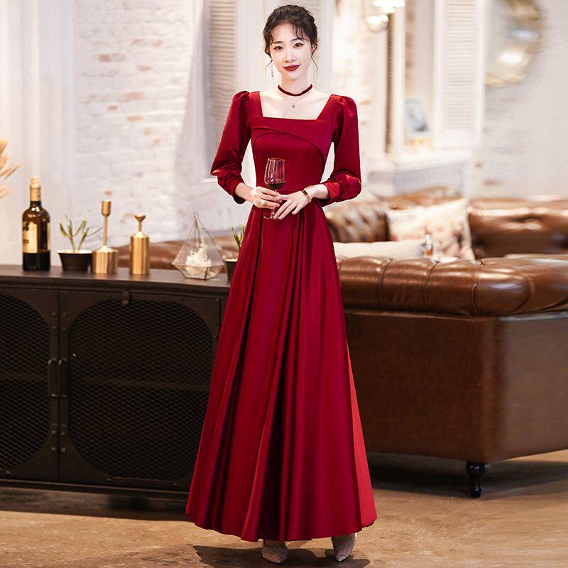 敬酒服新娘高级感2024新款缎面法式轻奢酒红色结婚订婚礼服裙夏季