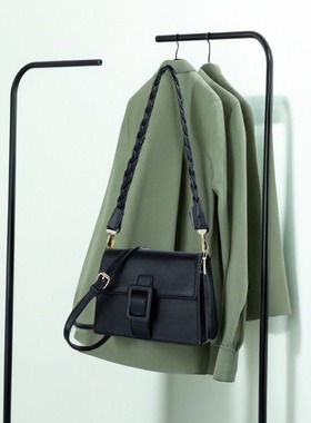 CEEKAY今年流行的腋下包高级感超火小包包女2024新款小众斜挎包