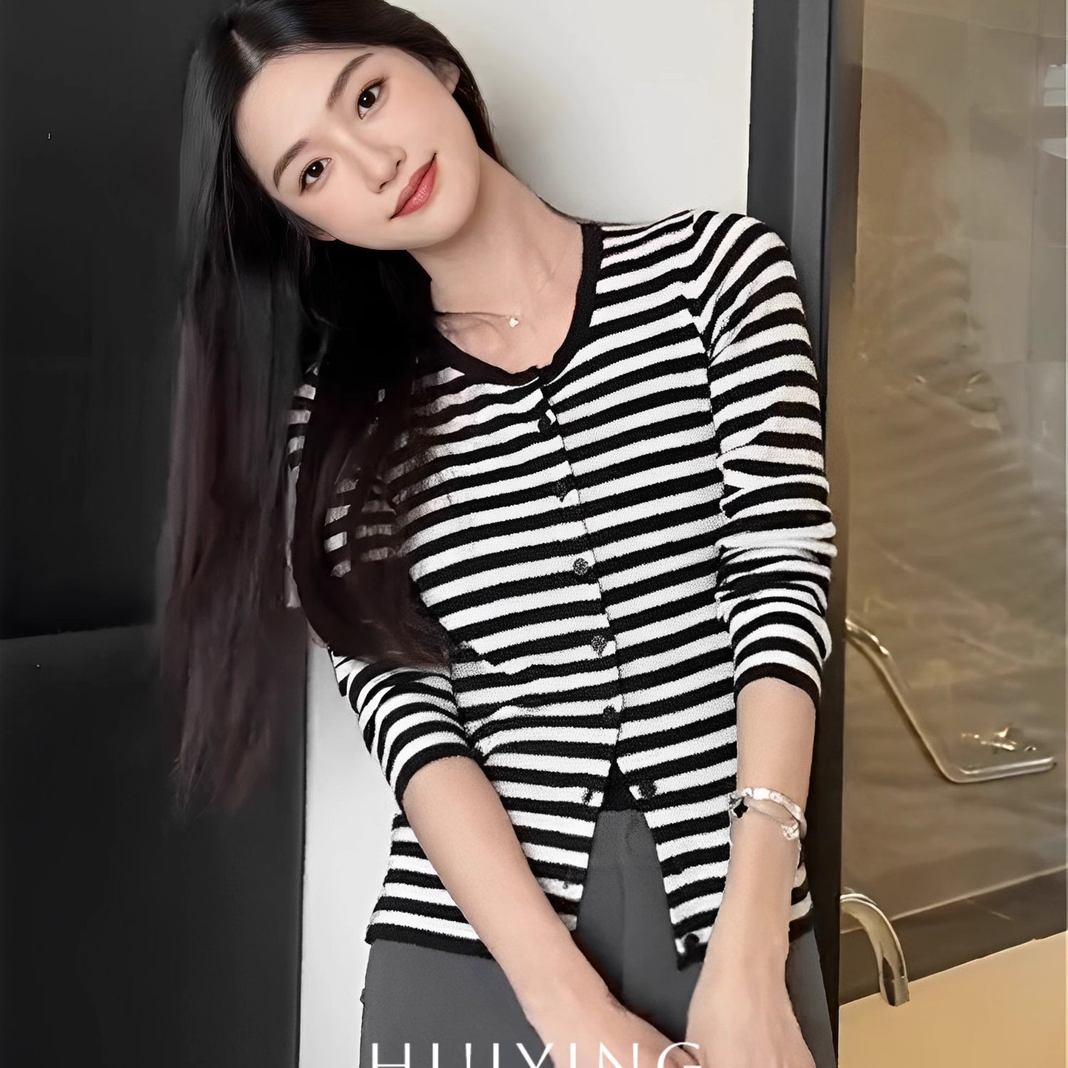 港风别致黑白条纹长袖上衣女春季新款设计感小众开衫T恤衫高级感