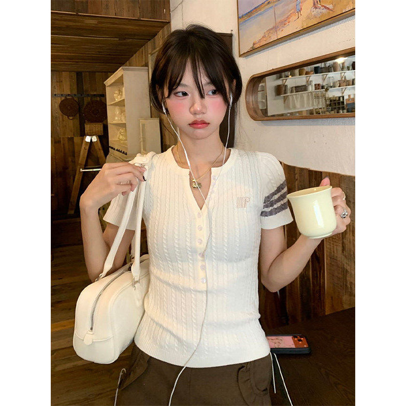 美式辣妹条纹V领短袖针织衫女夏季设计感修身显瘦甜美减龄T恤上衣