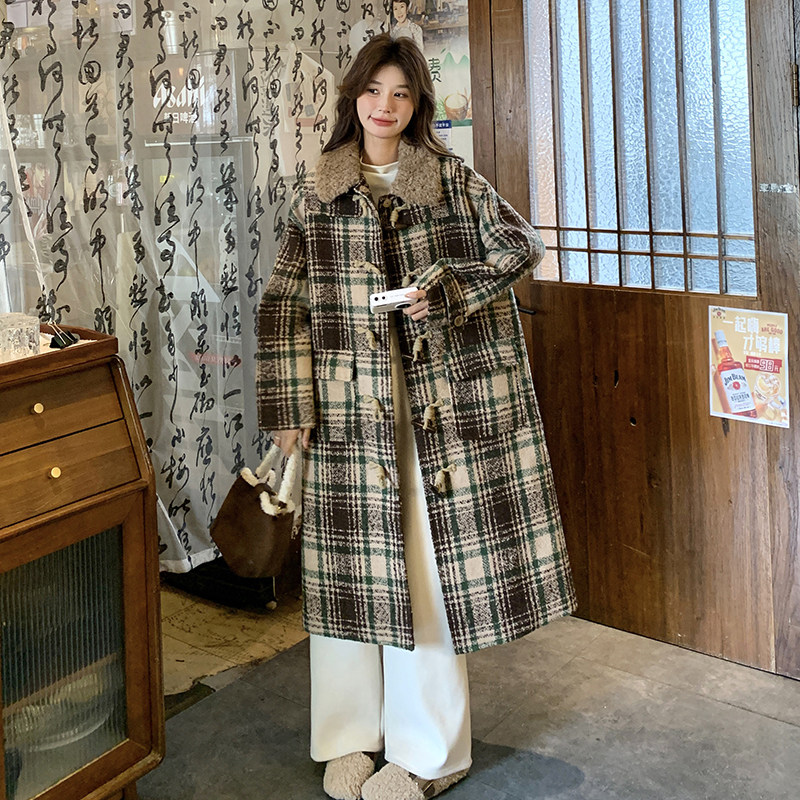 格子超好看毛呢外套女长款复古加厚2024冬翻领羊羔毛时尚呢子大衣,女装毛呢外套,浙宝099