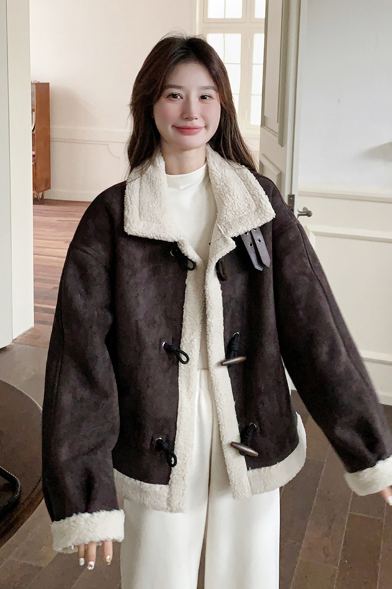 现货牛角扣羊羔毛外套099-D189-P185－K278,女装皮草,浙宝099