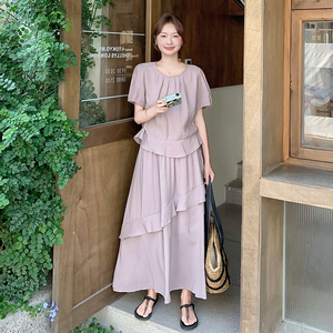 紫色温柔风气质两件套女2025夏季新款韩系设计感荷叶边上衣半身裙图片