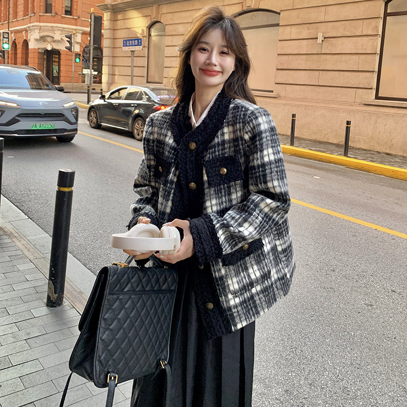 韩版复古格纹小香风羽绒服女2025冬季新款加厚显瘦保暖白鸭绒外套,女装短外套,浙宝099
