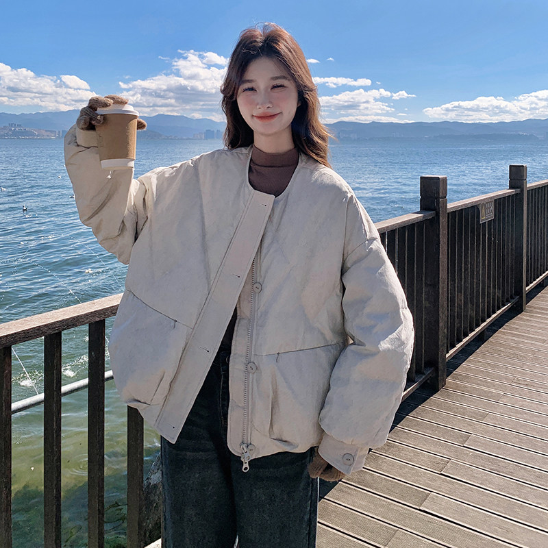 韩版简约圆领短款保暖羽绒服女2025年冬季新款显瘦加厚白鸭绒外套,女装羽绒服,浙宝099