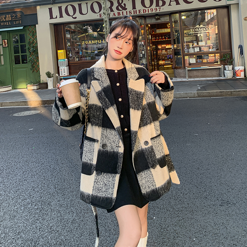 黑白格子加厚短款毛呢外套女2023冬季新款设计感时尚气质呢子大衣，女装毛呢外套，浙宝099